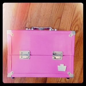 Vintage hot pink caboodle